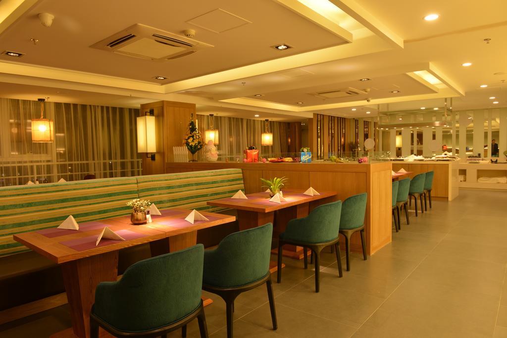 Yitel Ningbo Old Bund Hotel Bagian luar foto
