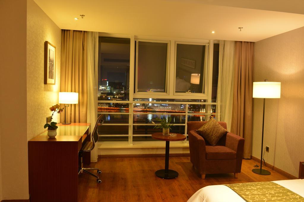 Yitel Ningbo Old Bund Hotel Bagian luar foto