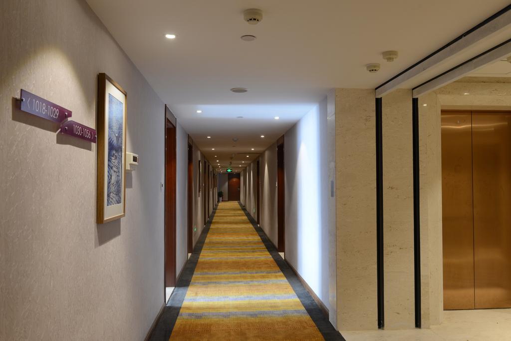 Yitel Ningbo Old Bund Hotel Bagian luar foto